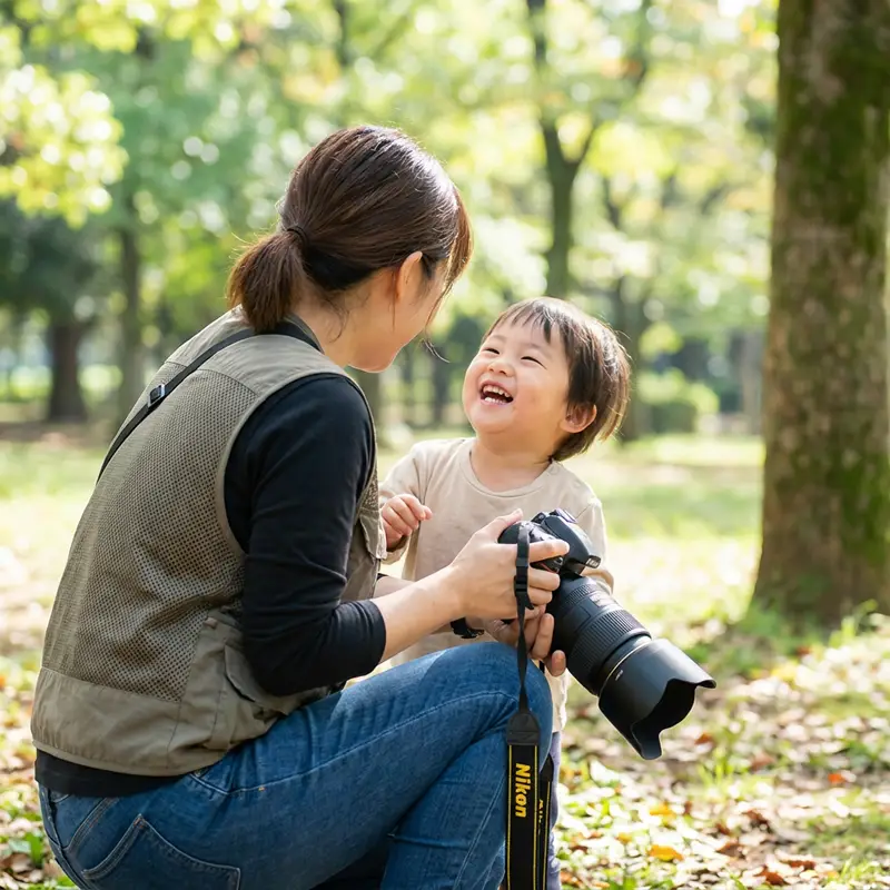 女性カメラマン