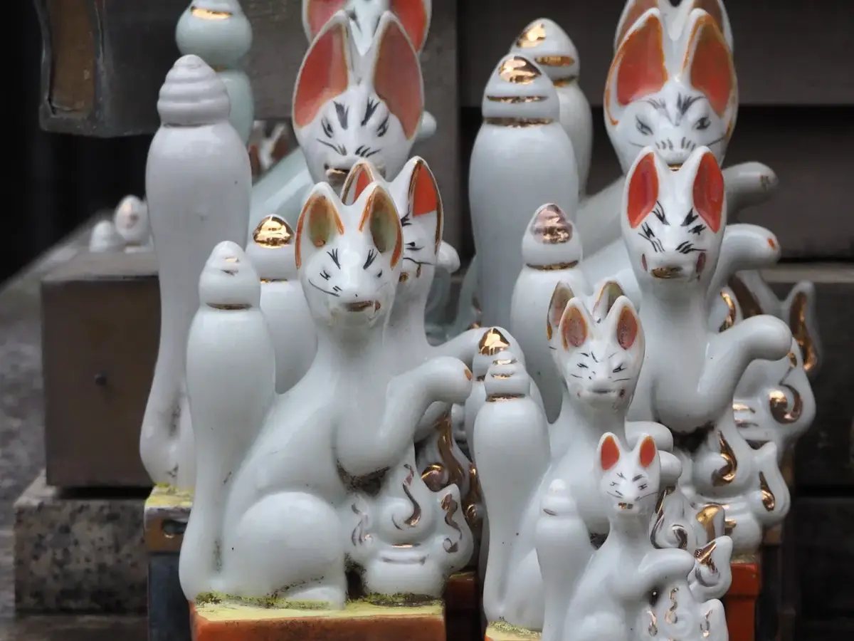 玉造稲荷神社の狐像